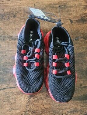 NWT EpicStep Black Sneakers with Bright Red Soles Size 2